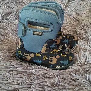 Toddler boys BOGS brand boots sz.5